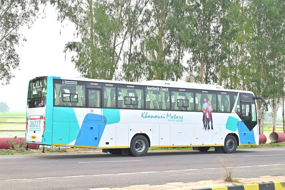 Radhedhaam luxury bus